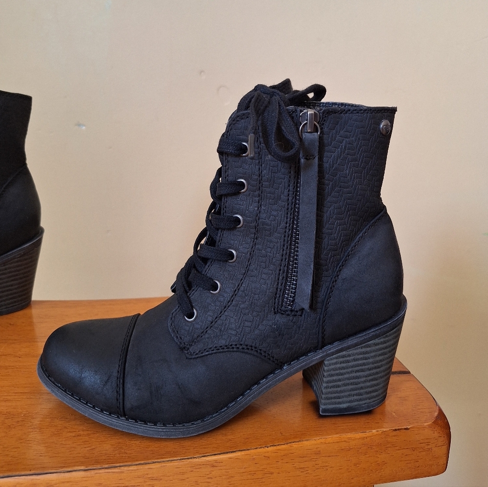 Roxy Boots Womens 7 Calico Side Zip Lace Up Block Heels Ankle Bootie Black